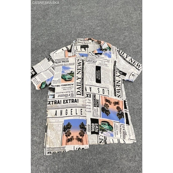 No Boundaries Other - No Boundaries Men's Newspaper Print Rayon Button Down Shirt Palm Tree Car Sz M